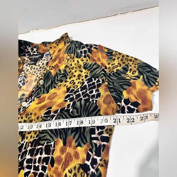 REQUIREMENTS ANIMAL Print blouse - Picture 12 of 14
